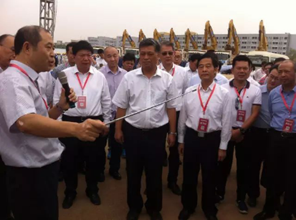 深圳新会展中心暨市政配套工程9.28奠基动工!